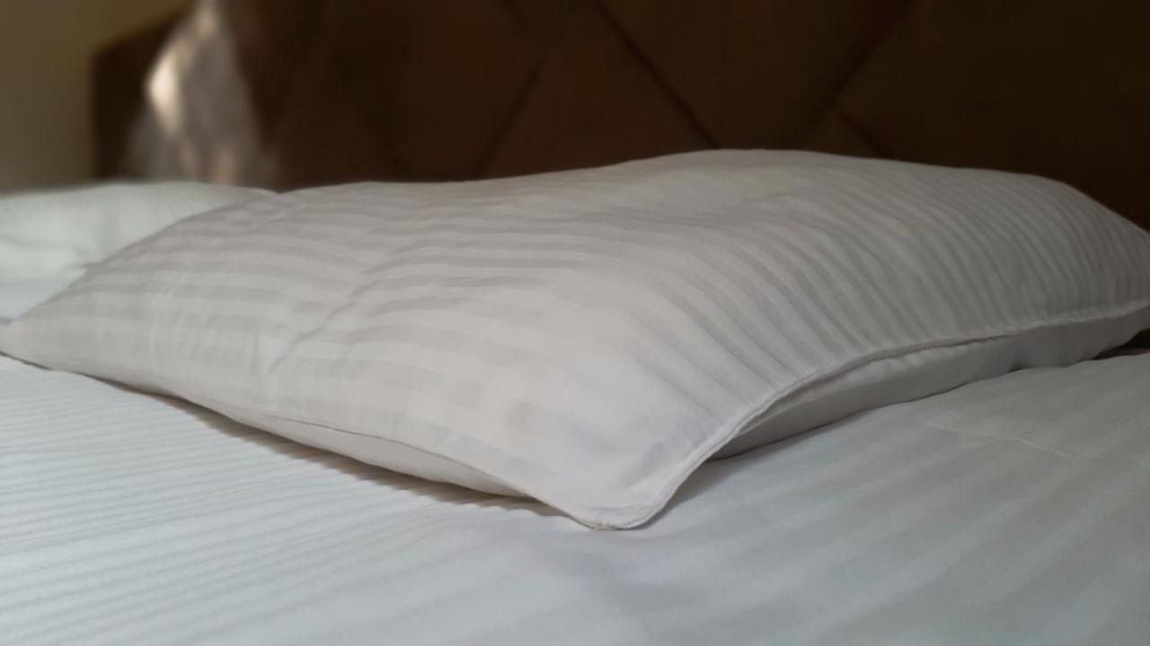 Eduard Hotel Ungvár Kültér fotó